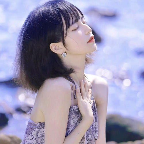 网易云头像女生伤感图片