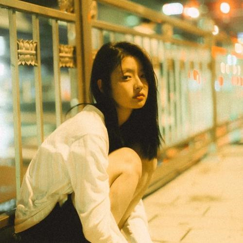 网易云头像女生伤感图片