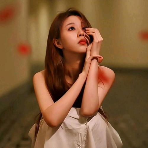 网易云头像女生伤感图片