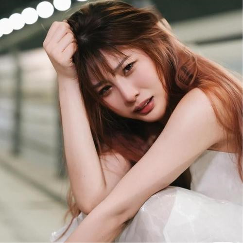 网易云头像女生伤感图片
