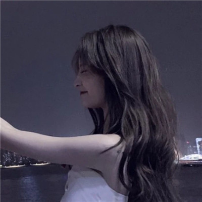 高级又沙雕的头像2025