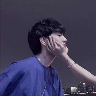 高级又沙雕的头像2025