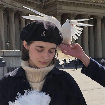 高级又沙雕的头像2025