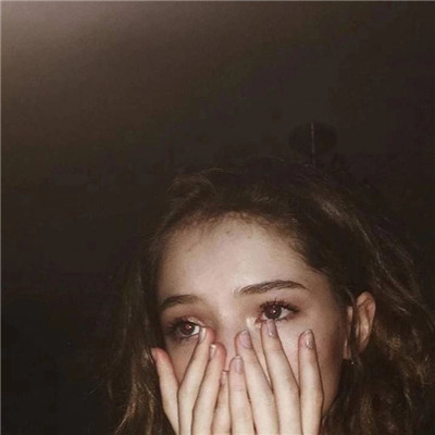 高级又沙雕的头像2025