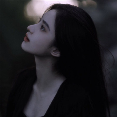 高级又沙雕的头像2025