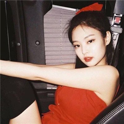 高级又沙雕的头像2025