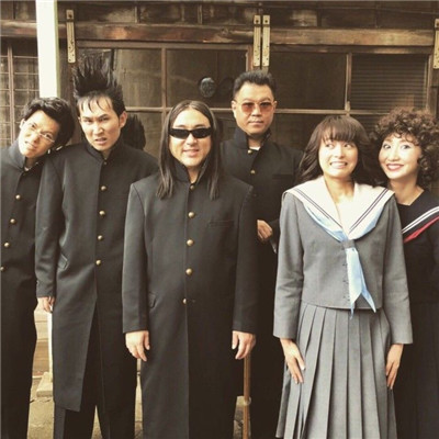 高级又沙雕的头像2025