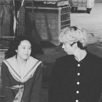 高级又沙雕的头像2025