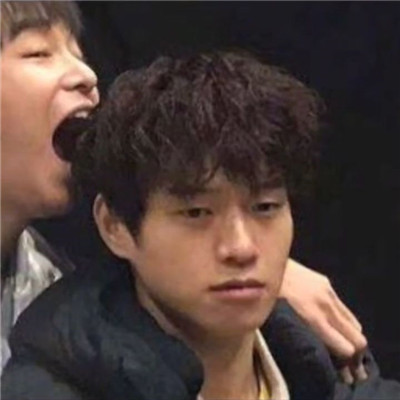 高级又沙雕的头像2025