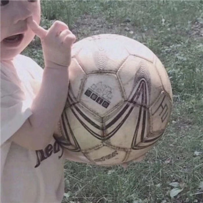 高级又沙雕的头像2025