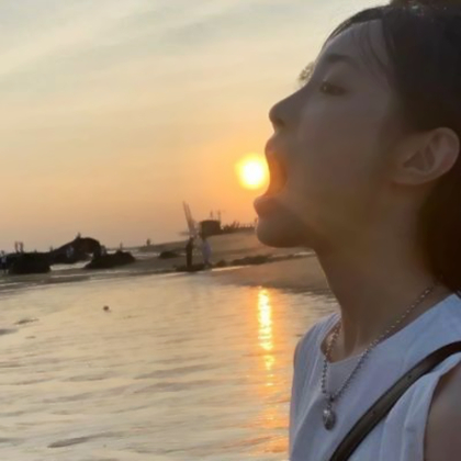 情侣头像2025最新版一男一女甜蜜幸福高清图片