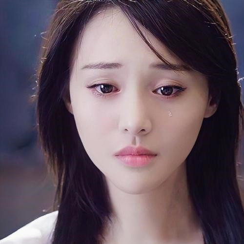 伤感好看让人一看就心疼的图片头像