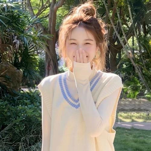 头像女生简单气质