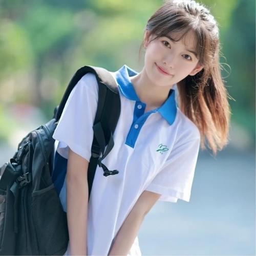 头像女生简单气质
