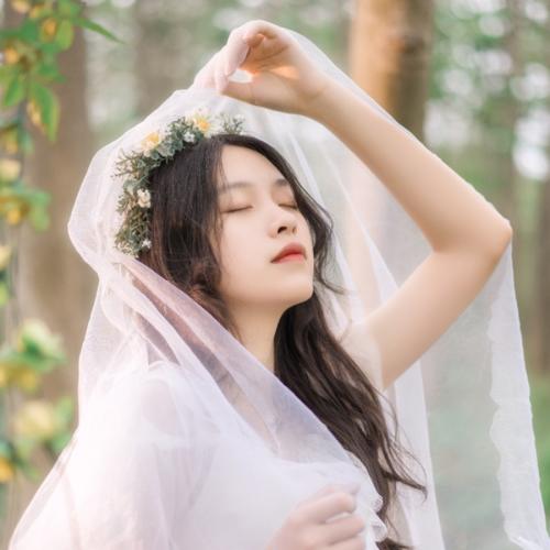 头像女生简单气质