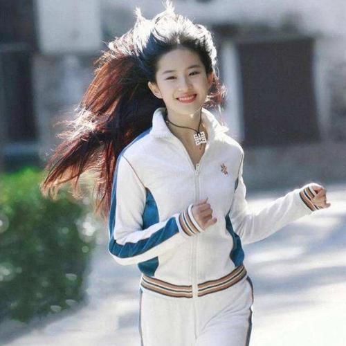 头像女生简单气质