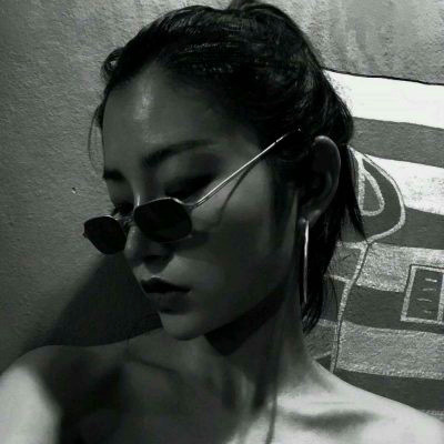 头像女霸气冷酷无情