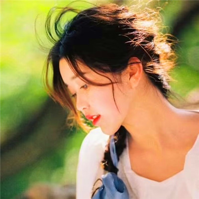头像女生简单气质森系清新文艺高清图片