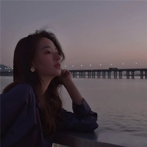 女生头像ins高级质感小众不易撞的图片