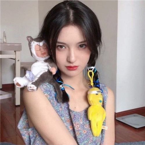 女生头像ins高级质感小众不易撞的图片