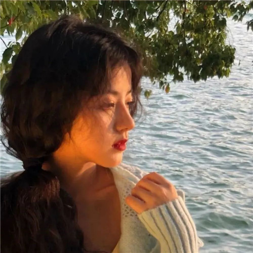 女生头像ins高级质感小众不易撞的图片