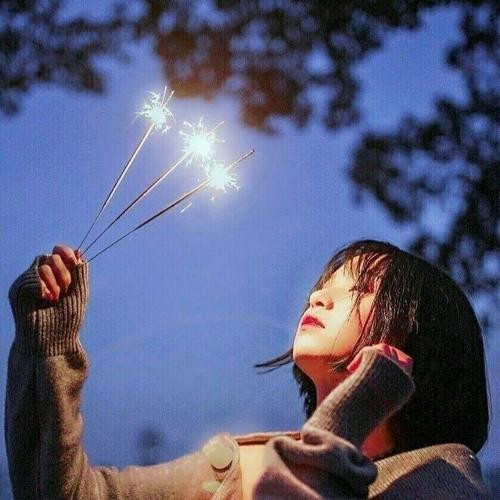 微信女生高清头像图片2025最火爆好看