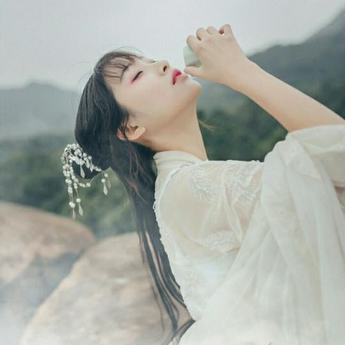 微信女生高清头像图片2025最火爆好看