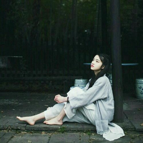 微信女生高清头像图片2025最火爆好看