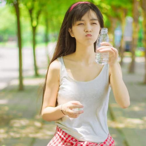 很酷的健身头像图片女