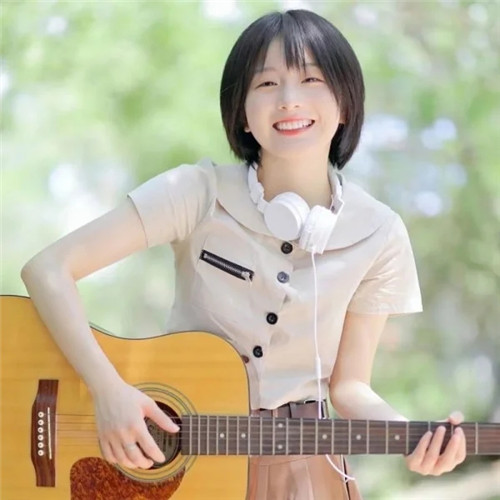 独一无二唯美的女生图片头像高清好看