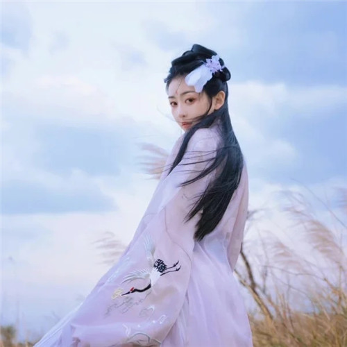 独一无二唯美的女生图片头像高清好看