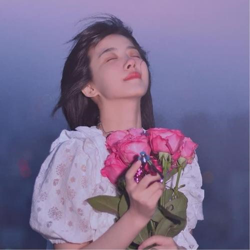 独一无二唯美的女生图片头像高清好看