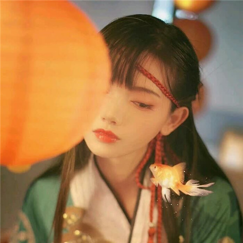 想一个人的头像女