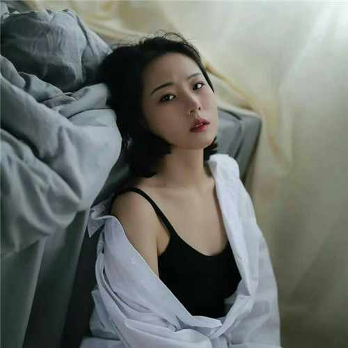 想一个人的头像女