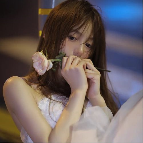 想一个人的头像女