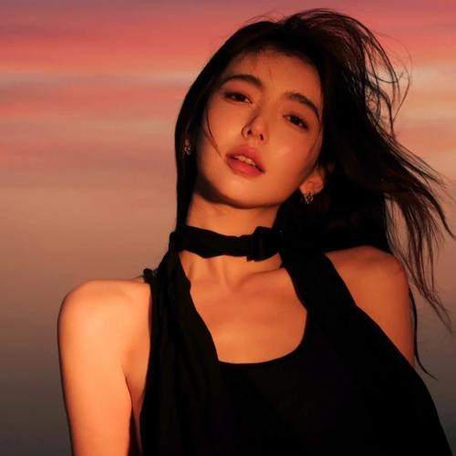 想一个人的头像女