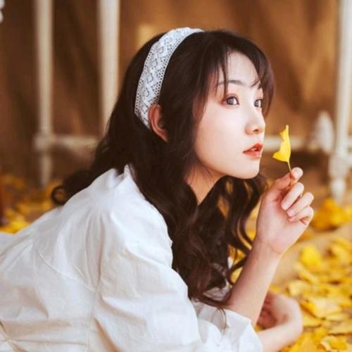 怀旧复古女生头像