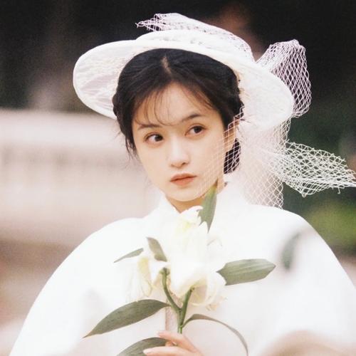 怀旧复古女生头像