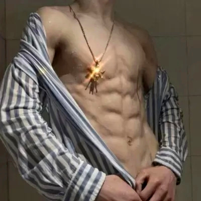 帅气男生腹肌照片头像