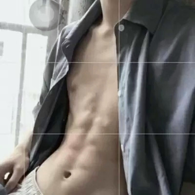 帅气男生腹肌照片头像
