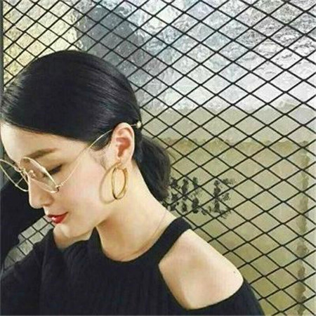 女生头像慵懒偏冷淡风
