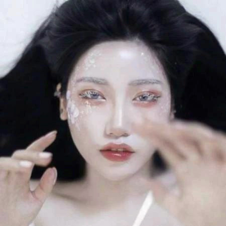 女生头像慵懒偏冷淡风