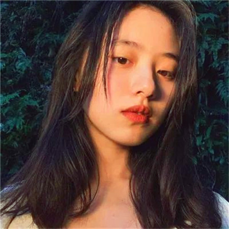 女生头像慵懒偏冷淡风