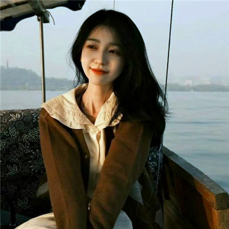 纯欲风女生头像ins氛围