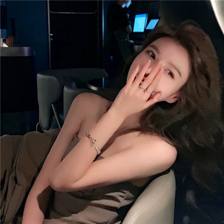 纯欲风女生头像ins氛围