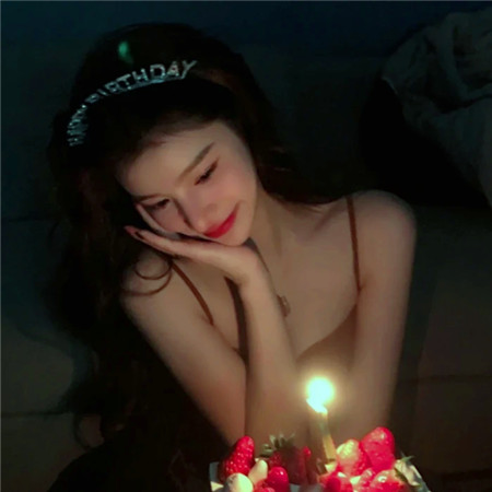 纯欲风女生头像ins氛围
