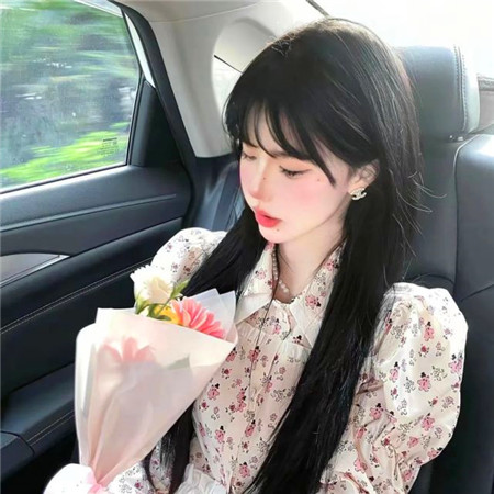 纯欲风女生头像ins氛围