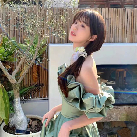 纯欲风女生头像ins氛围