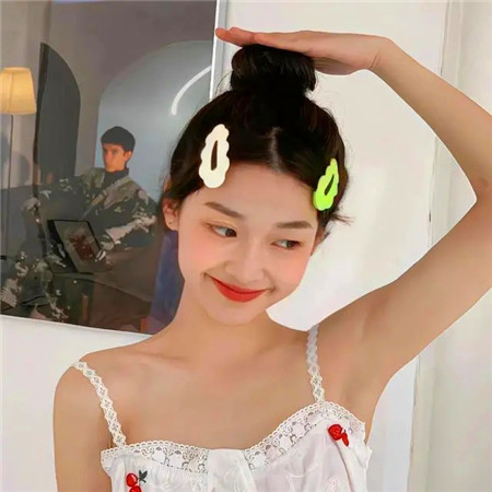 纯欲风女生头像ins氛围