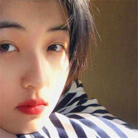 纯欲风女生头像ins氛围